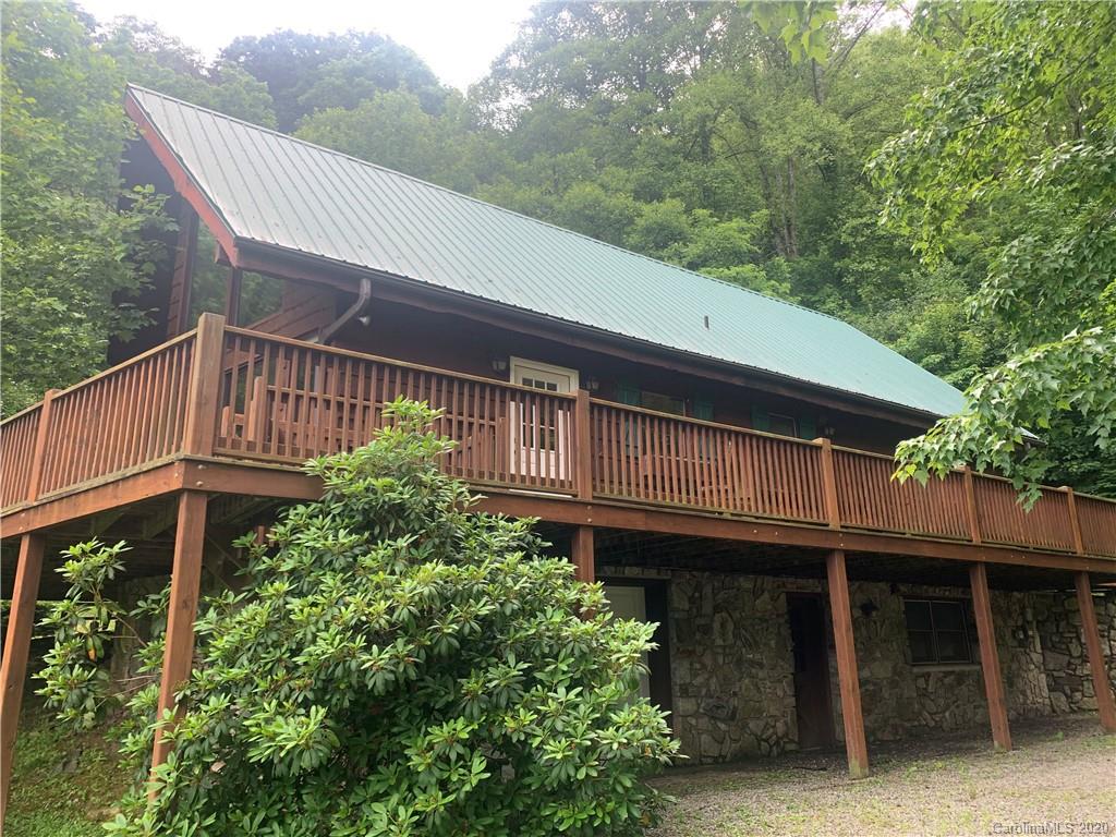 604 Price Town Road Clyde NC 28721