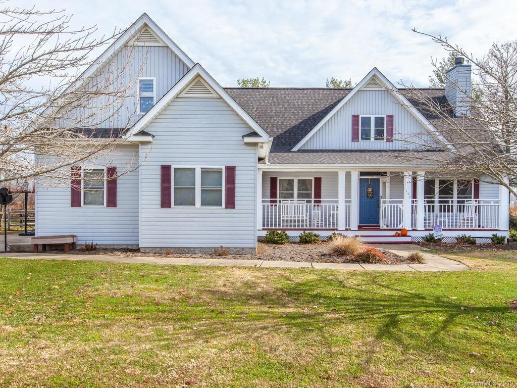 102 Kingfisher Lane Mills River NC 28759