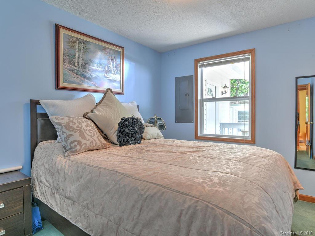 12 Peeler Drive Asheville NC 28803