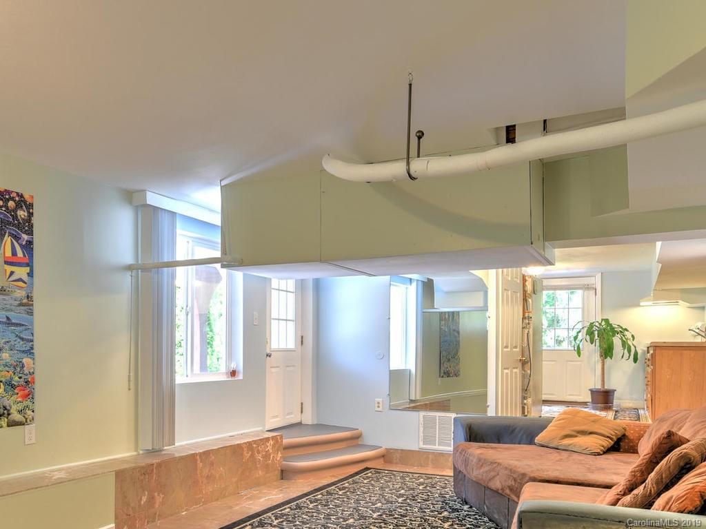 12 Peeler Drive Asheville NC 28803