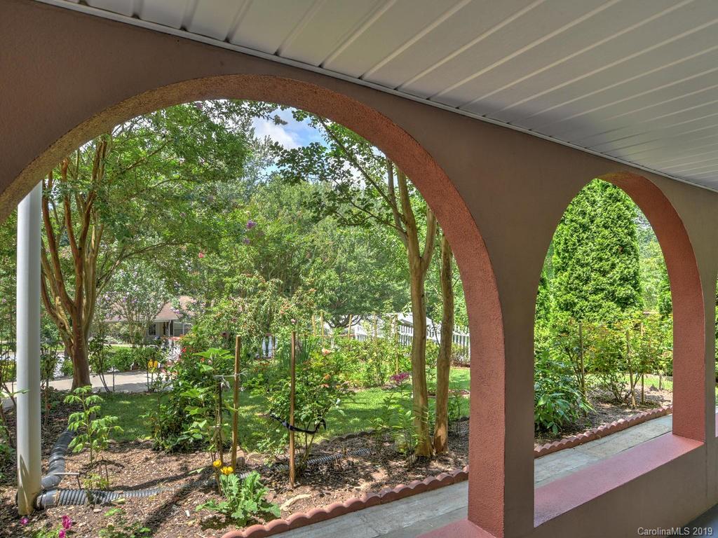 12 Peeler Drive Asheville NC 28803