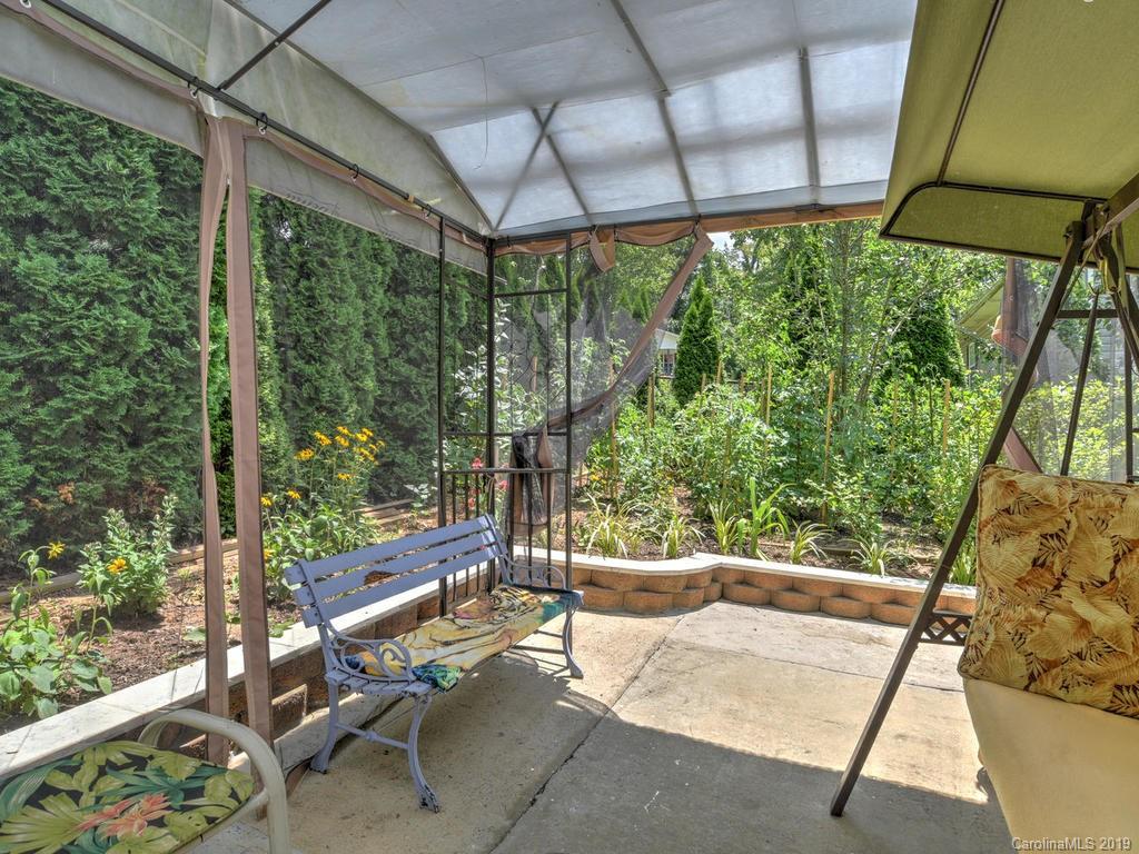 12 Peeler Drive Asheville NC 28803