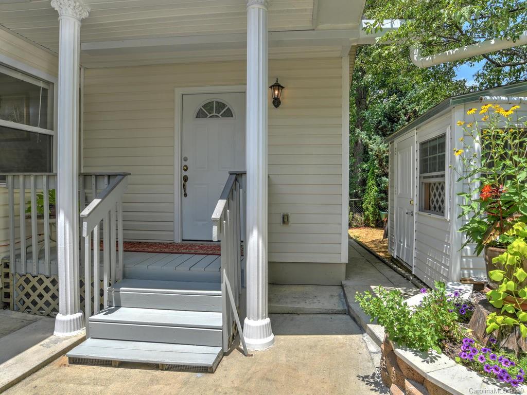 12 Peeler Drive Asheville NC 28803