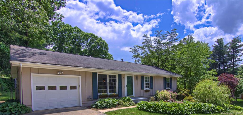 7 Glen Valley Drive Arden NC 28704