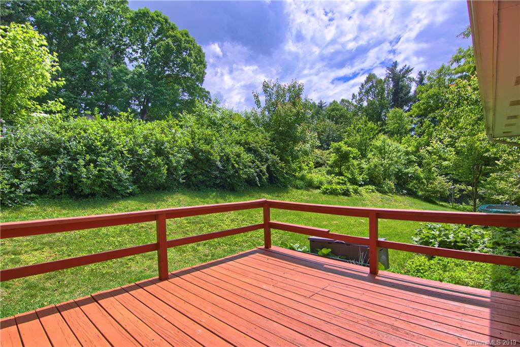 7 Glen Valley Drive Arden NC 28704