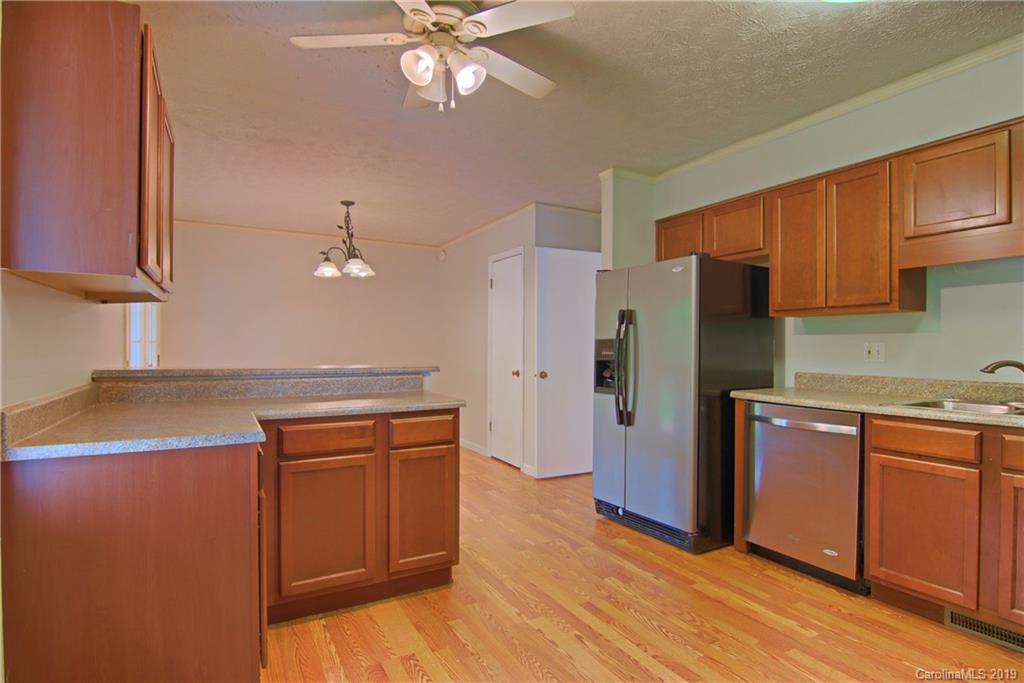 7 Glen Valley Drive Arden NC 28704