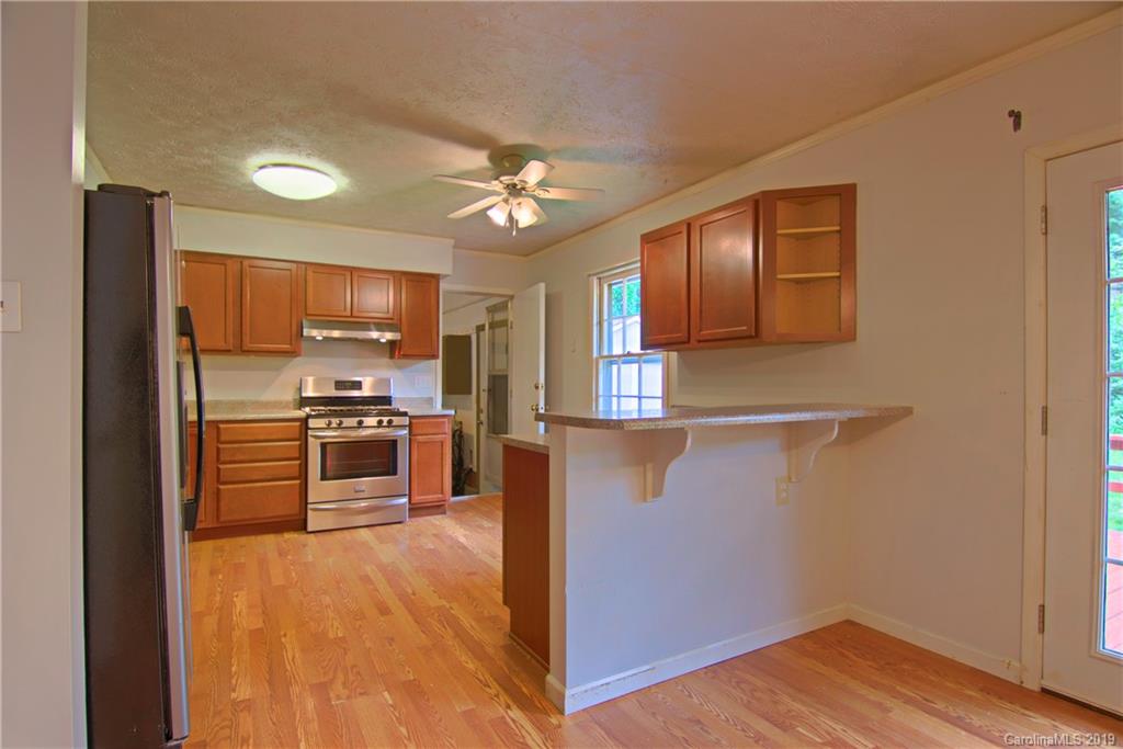 7 Glen Valley Drive Arden NC 28704