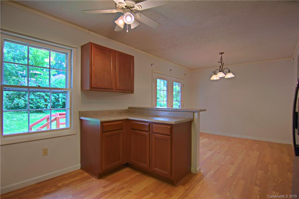 7 Glen Valley Drive Arden NC 28704