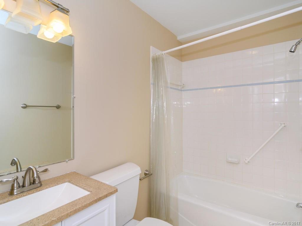 18 White Oak Forest Road Fairview NC 28730