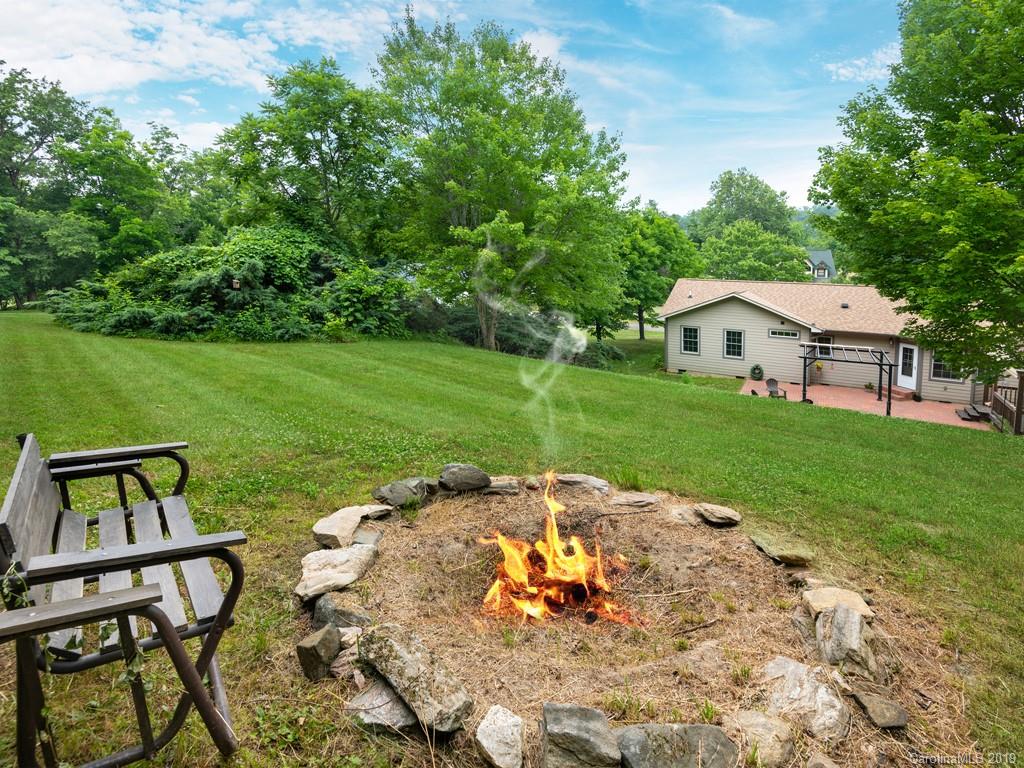 32 Terrace Lane Weaverville NC 28787