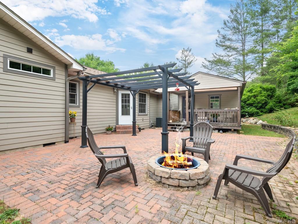32 Terrace Lane Weaverville NC 28787