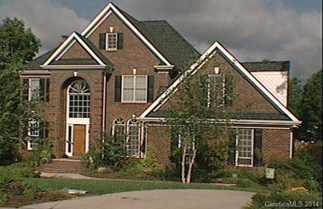 221 Liriope Court Matthews NC 28105