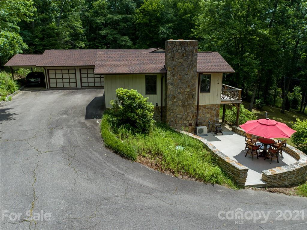320 Swiss Pine Lake Drive Spruce Pine NC 28777