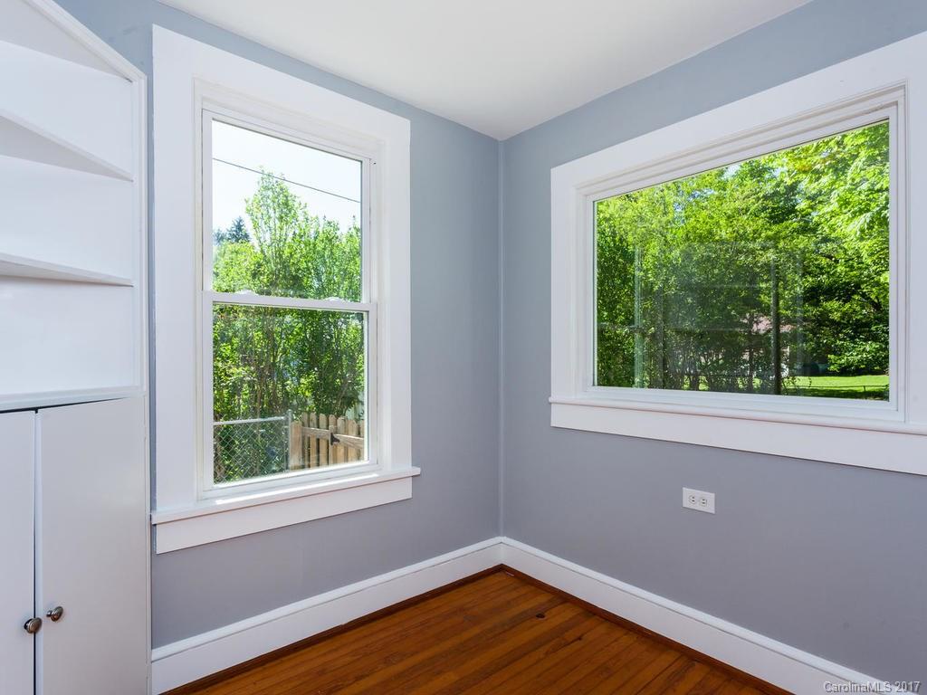 15 Greenwood Avenue Asheville NC 28806