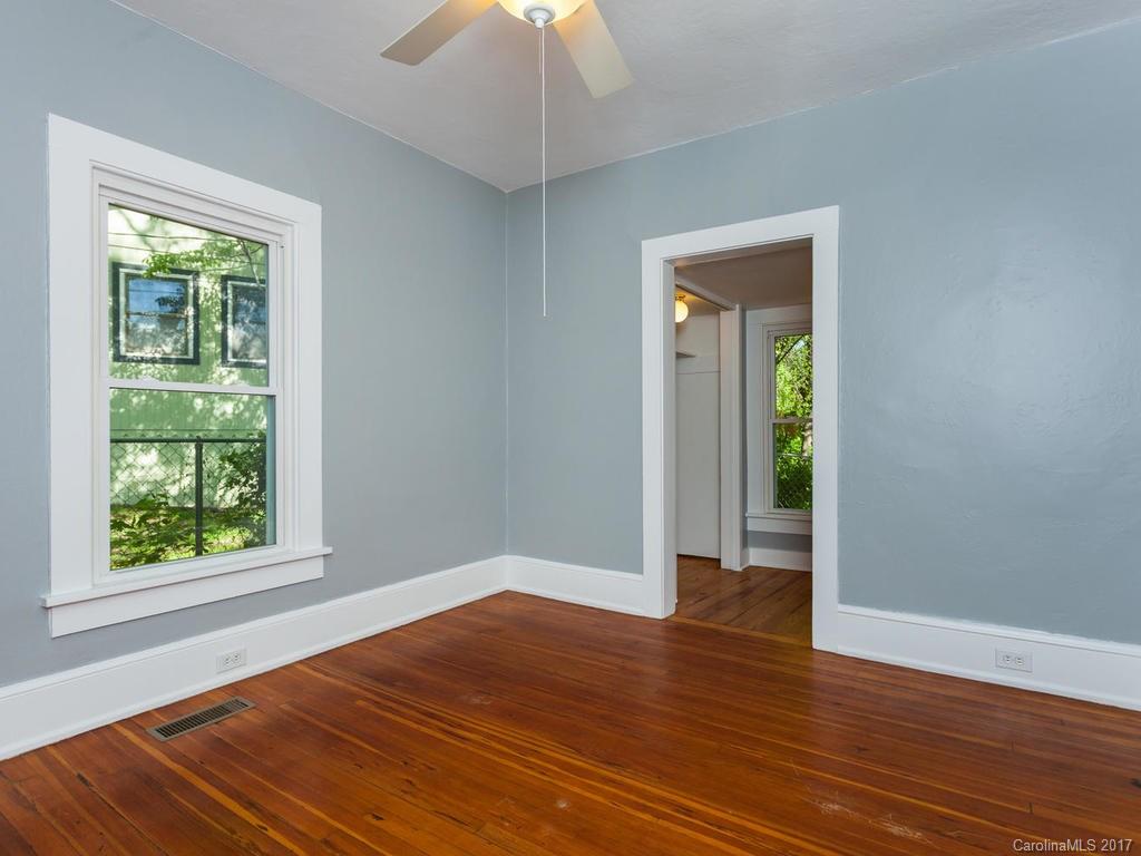 15 Greenwood Avenue Asheville NC 28806