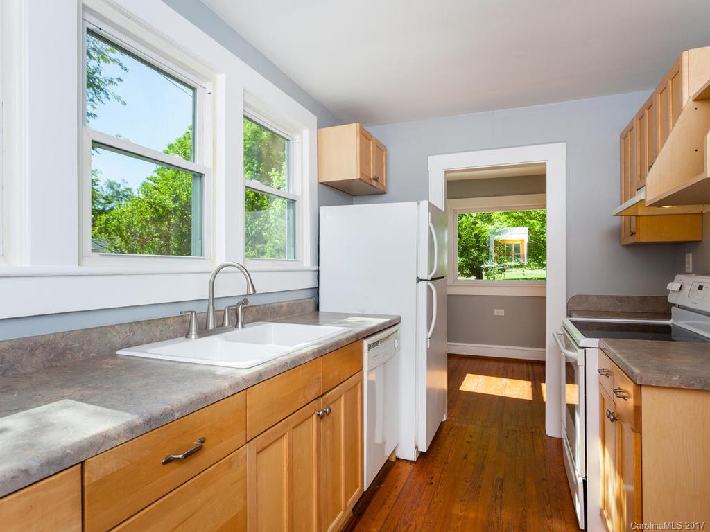 15 Greenwood Avenue Asheville NC 28806