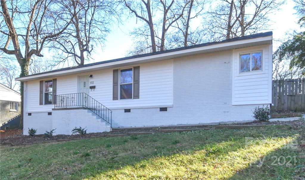 652 Manhasset Road Charlotte NC 28209