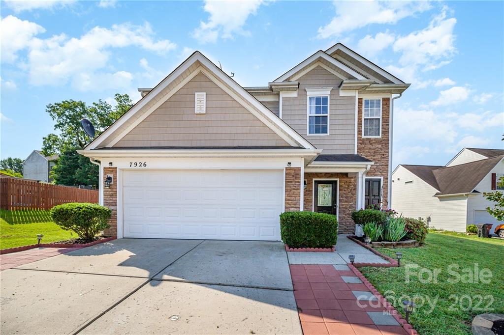 7926 Mossycup Drive Charlotte NC 28215