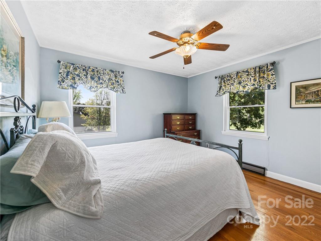 212 Hamburg Mountain Road Weaverville NC 28787