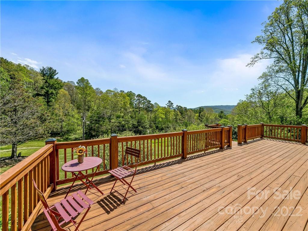 212 Hamburg Mountain Road Weaverville NC 28787