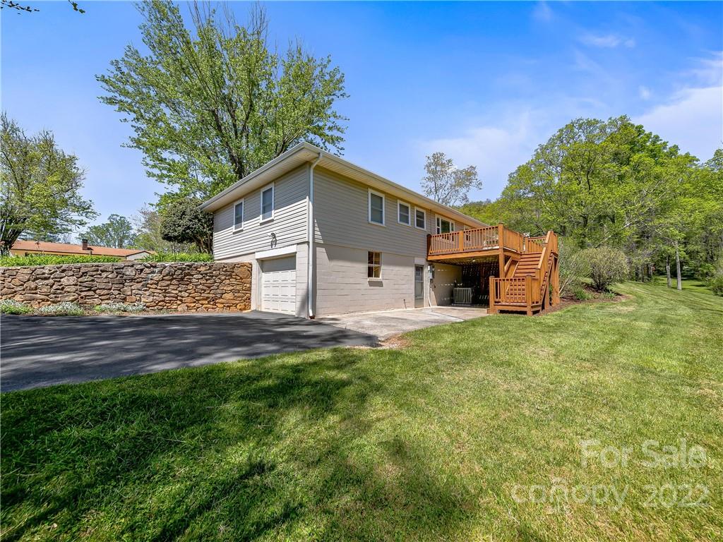 212 Hamburg Mountain Road Weaverville NC 28787
