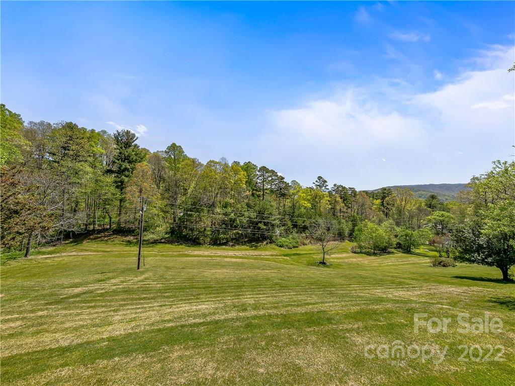 212 Hamburg Mountain Road Weaverville NC 28787
