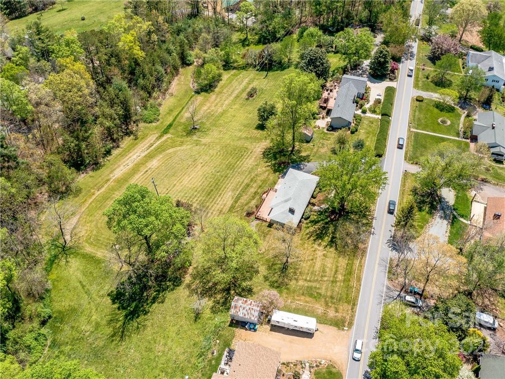 212 Hamburg Mountain Road Weaverville NC 28787