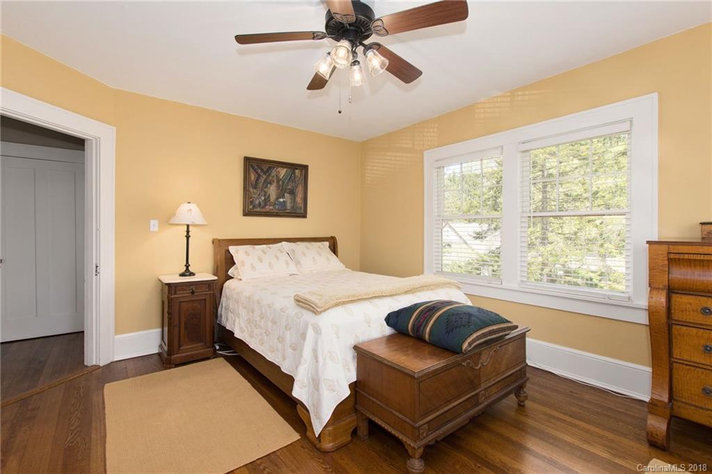 64 Tacoma Circle Asheville NC 28801