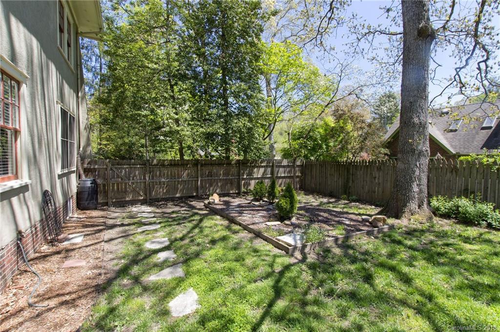 64 Tacoma Circle Asheville NC 28801