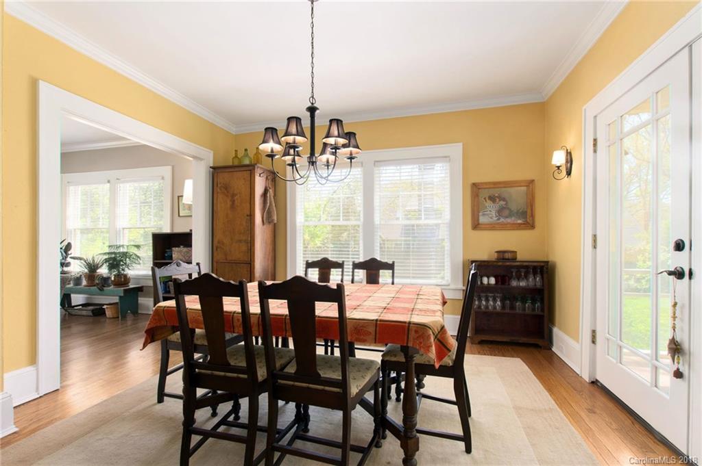 64 Tacoma Circle Asheville NC 28801
