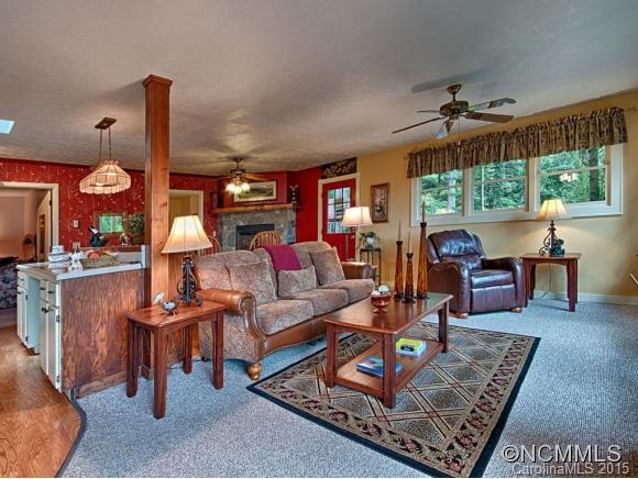 1281 Apple Creek Acres Waynesville NC 28786