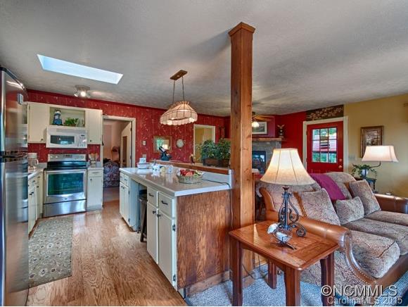 1281 Apple Creek Acres Waynesville NC 28786