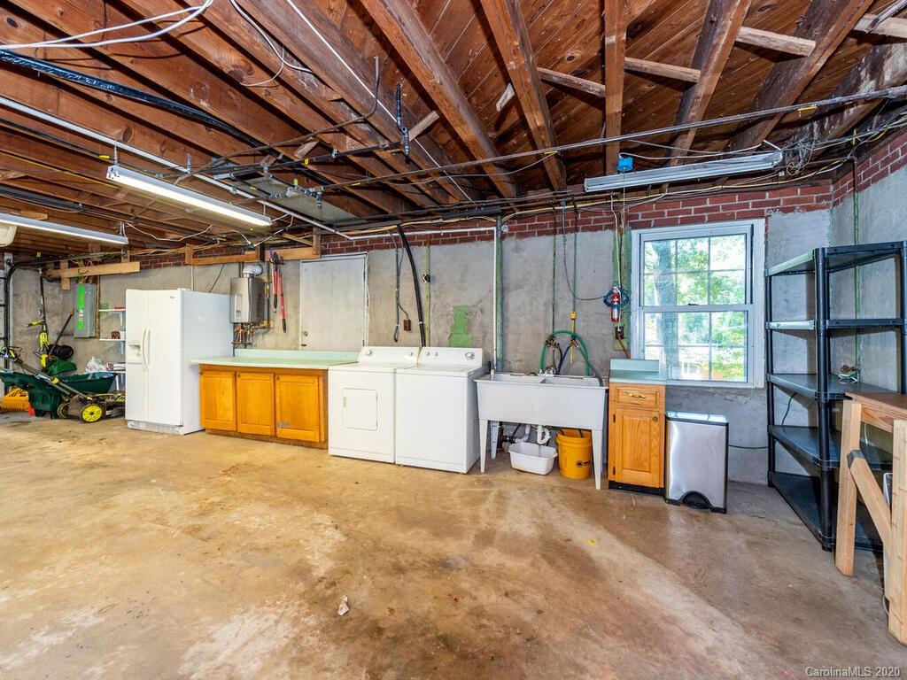 75 School Road Asheville NC 28806