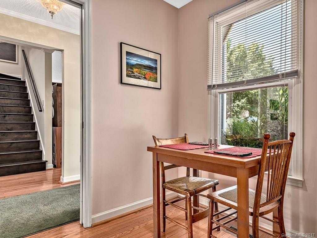 556 Lakeshore Drive Extension Asheville NC 28804