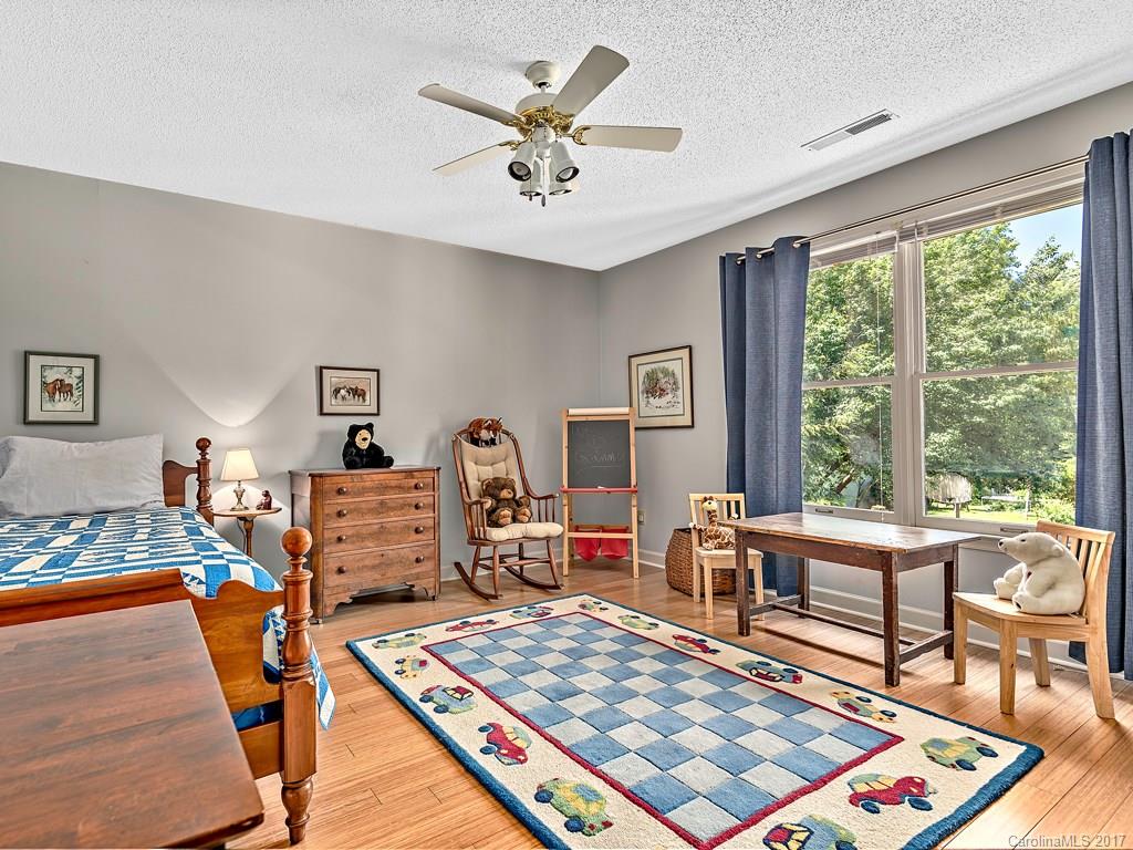 556 Lakeshore Drive Extension Asheville NC 28804