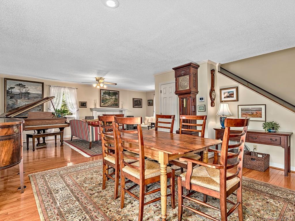556 Lakeshore Drive Extension Asheville NC 28804