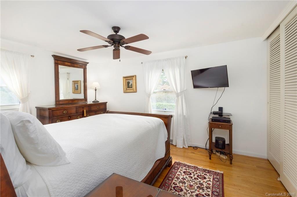 30 Mountain Terrace Asheville NC 28806