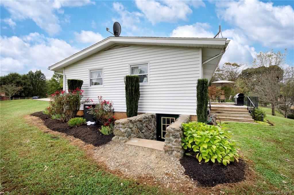 30 Mountain Terrace Asheville NC 28806