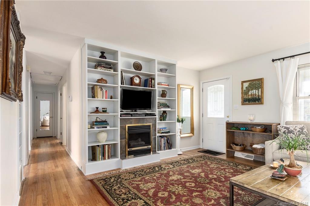 30 Mountain Terrace Asheville NC 28806