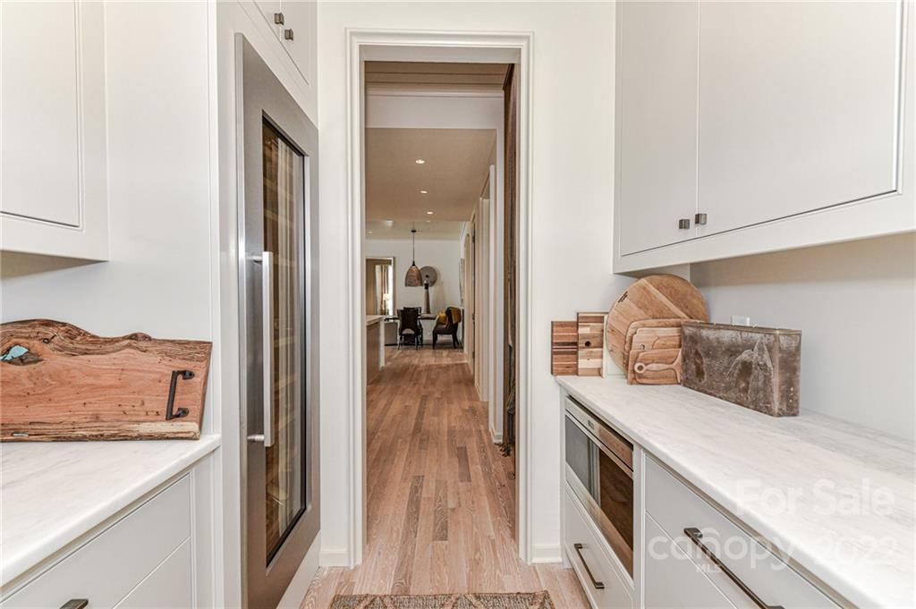 2819 Kenwood Sharon Lane Charlotte NC 28211