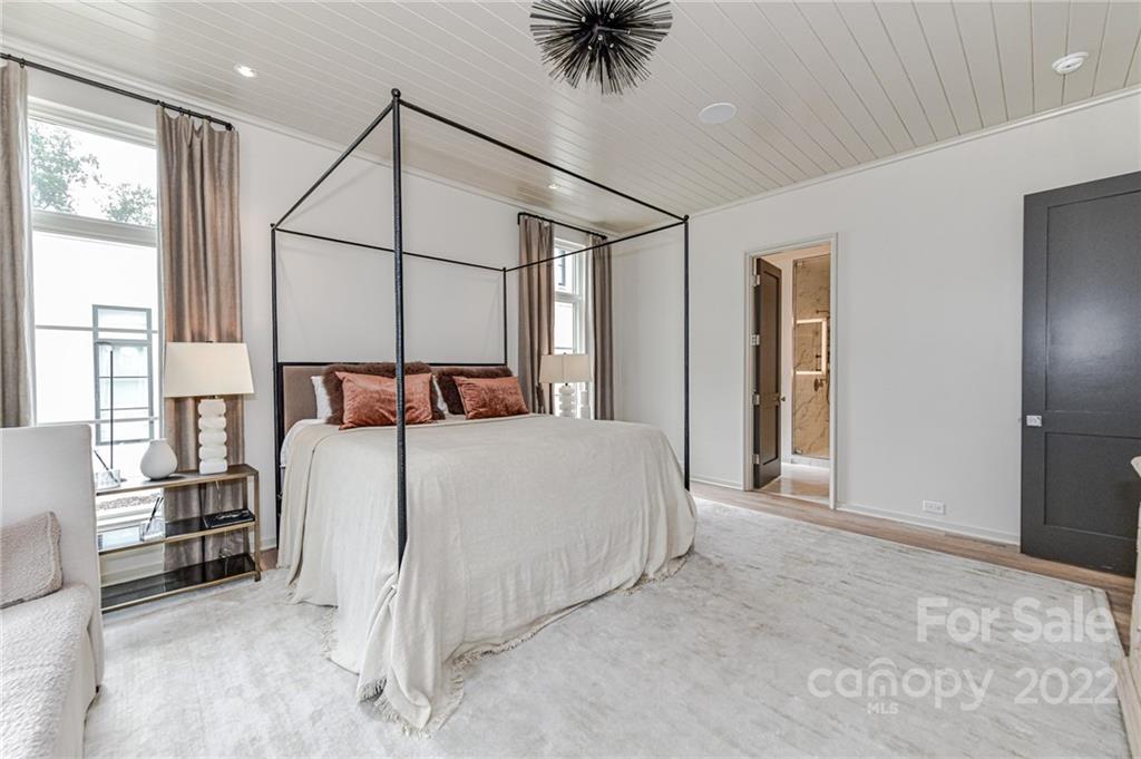 2819 Kenwood Sharon Lane Charlotte NC 28211