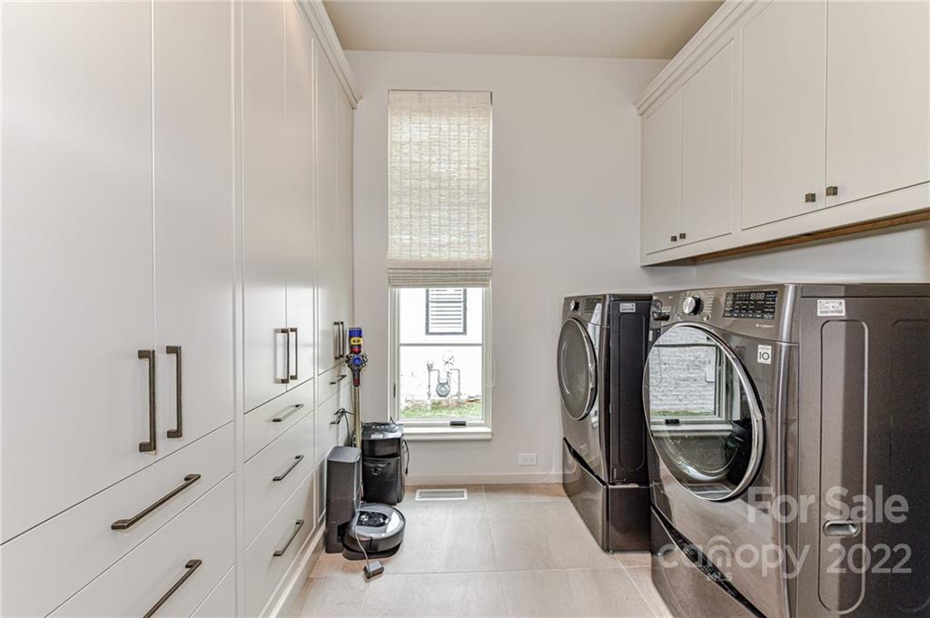 2819 Kenwood Sharon Lane Charlotte NC 28211