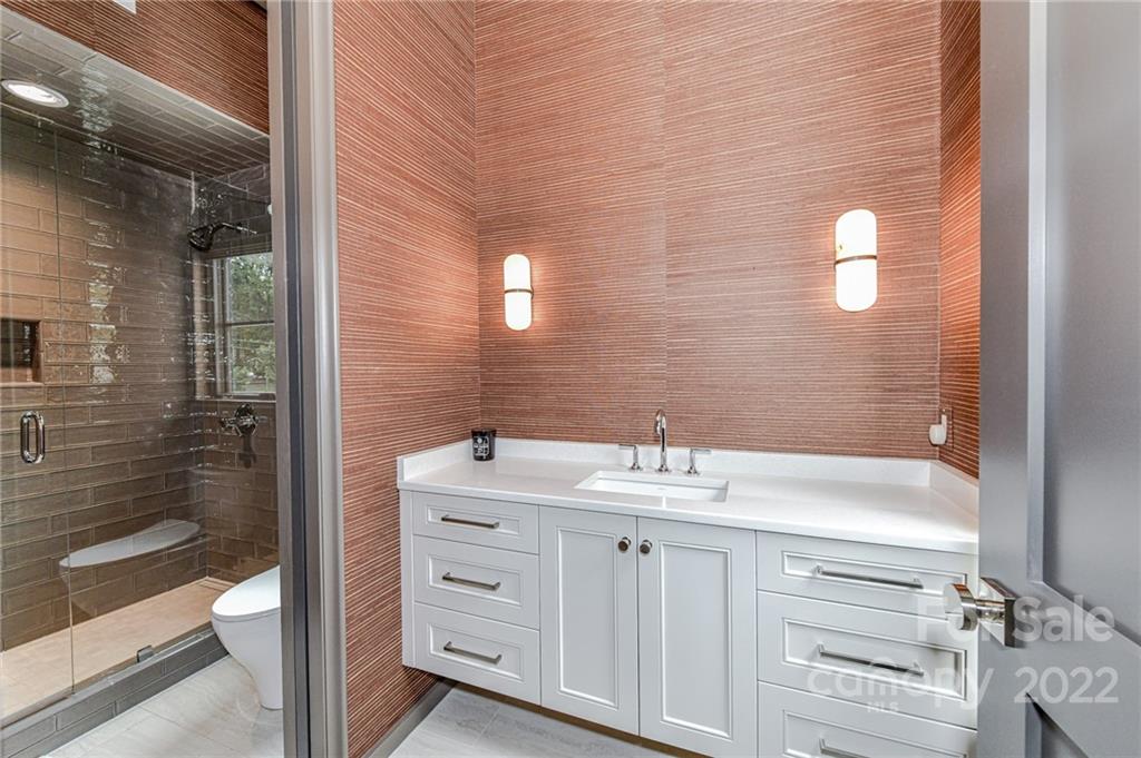 2819 Kenwood Sharon Lane Charlotte NC 28211