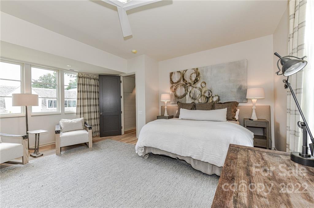 2819 Kenwood Sharon Lane Charlotte NC 28211
