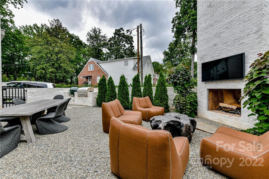 2819 Kenwood Sharon Lane Charlotte NC 28211