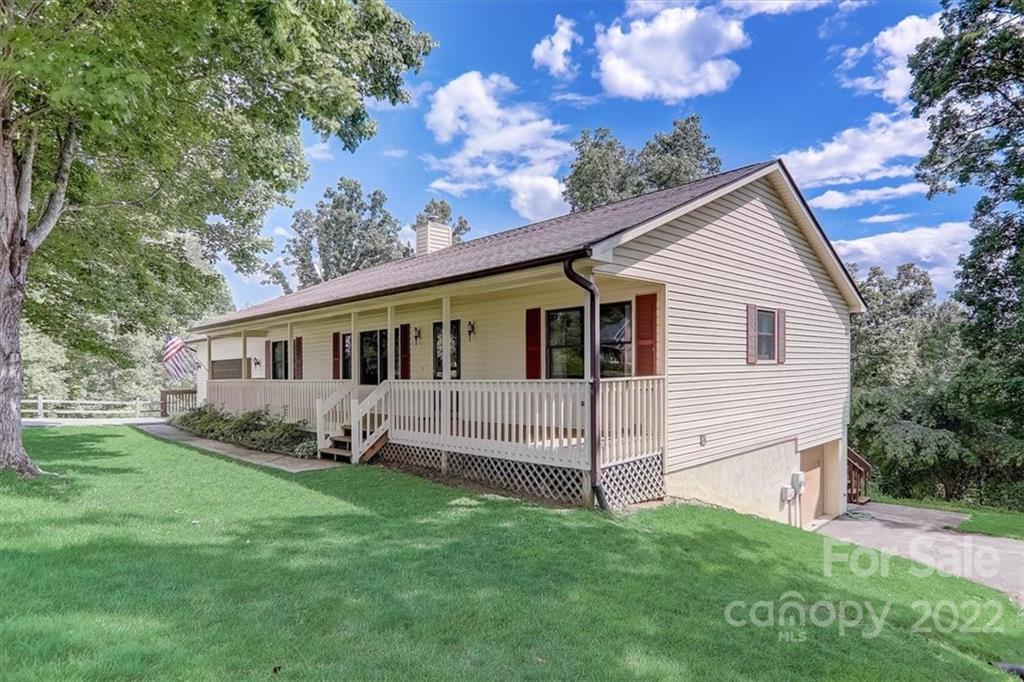 6 Scarlet Ridge Weaverville NC 28787
