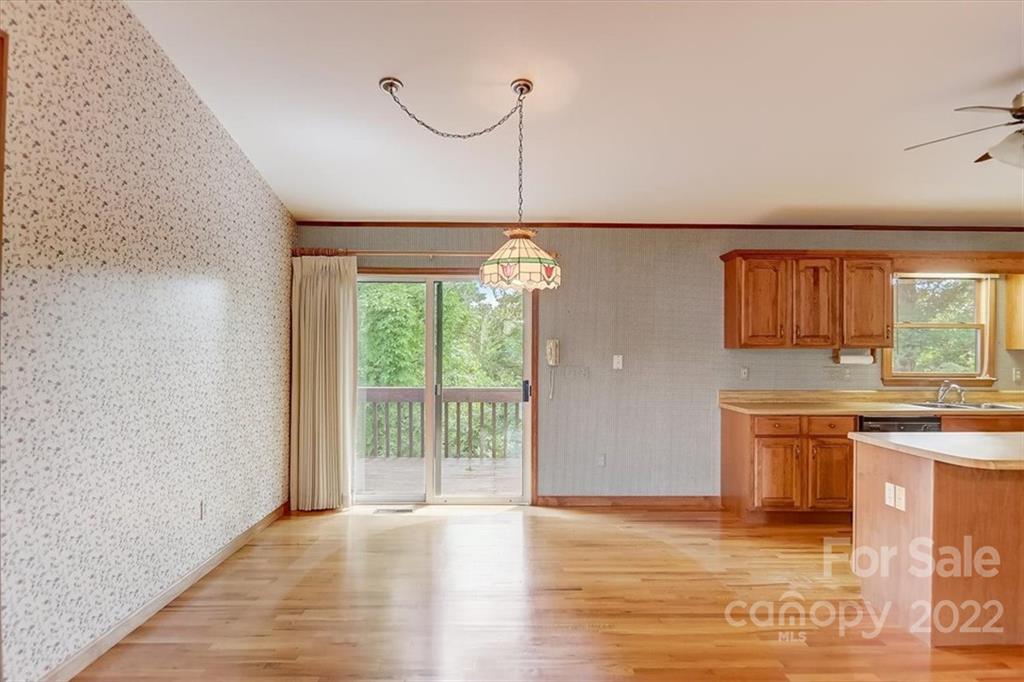 6 Scarlet Ridge Weaverville NC 28787