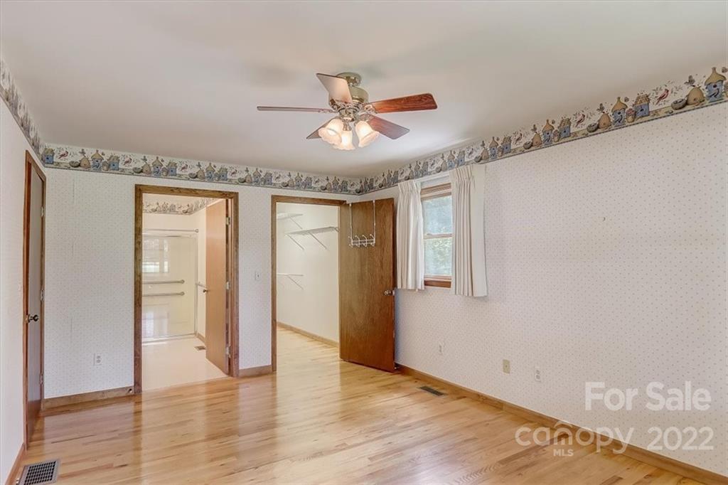 6 Scarlet Ridge Weaverville NC 28787