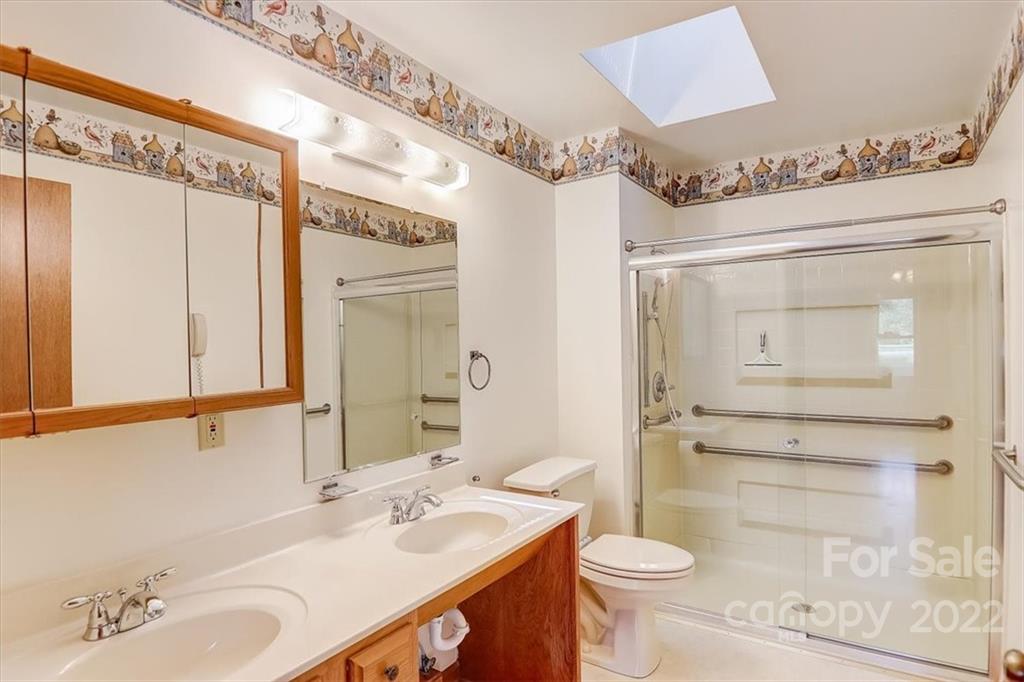 6 Scarlet Ridge Weaverville NC 28787