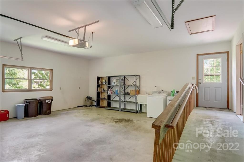 6 Scarlet Ridge Weaverville NC 28787
